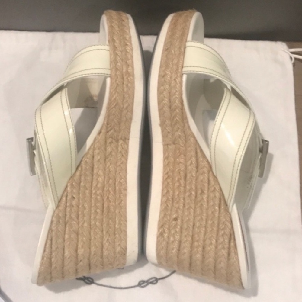 Authentic Prada patent leather wedge sandals 7.5 - Picture 5 of 12